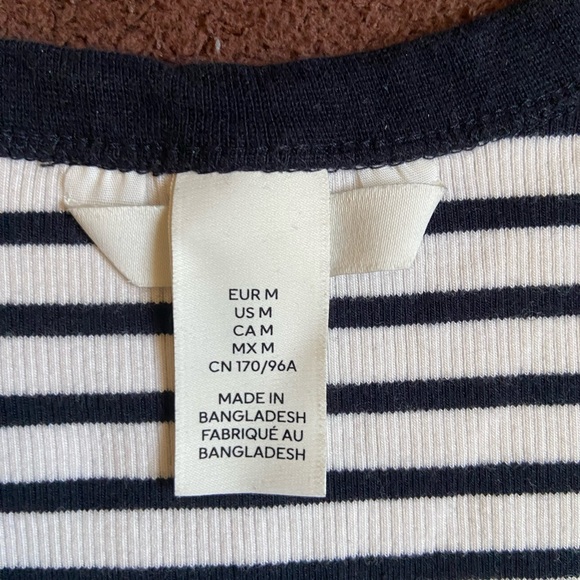 H&M tank top - Picture 3 of 3
